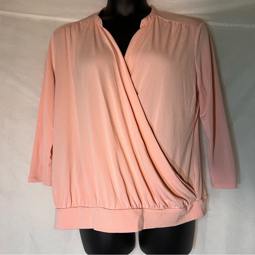 NY&CO soft pink wrap top, XL